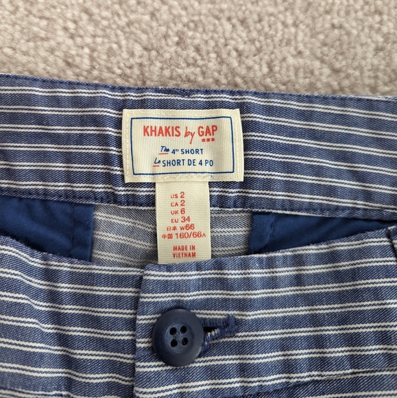 Striped Gap Shorts - Picture 3 of 3